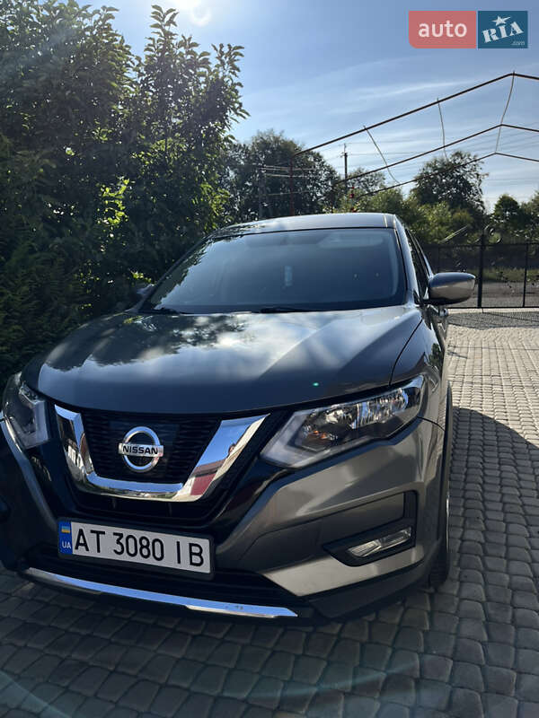 Внедорожник / Кроссовер Nissan Rogue 2018 в Коломые