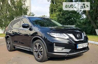 Внедорожник / Кроссовер Nissan Rogue 2017 в Харькове