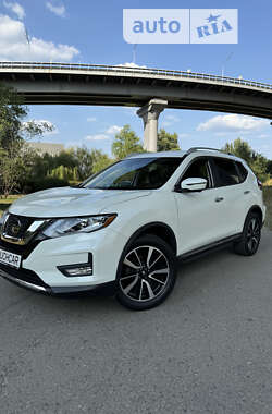 Позашляховик / Кросовер Nissan Rogue 2019 в Києві