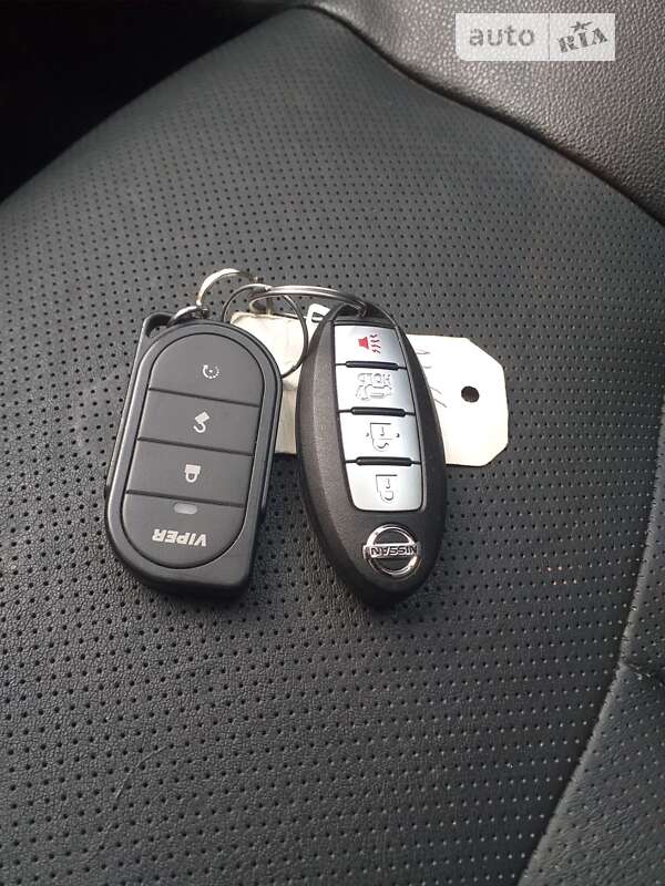 Позашляховик / Кросовер Nissan Rogue 2016 в Івано-Франківську