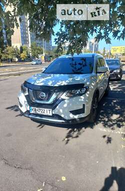 Позашляховик / Кросовер Nissan Rogue 2018 в Києві