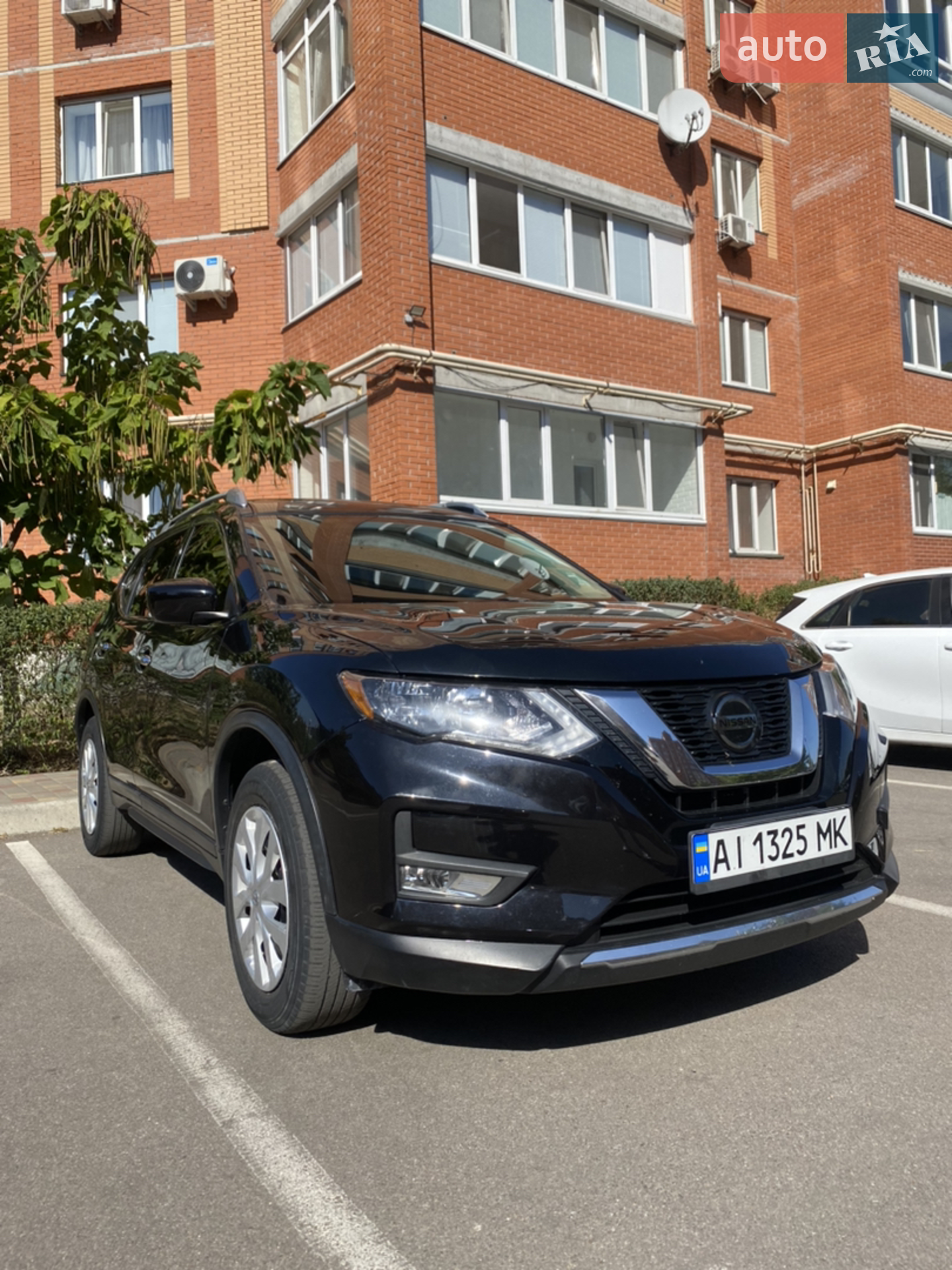 2018 Nissan Rogue - мініатюра 2