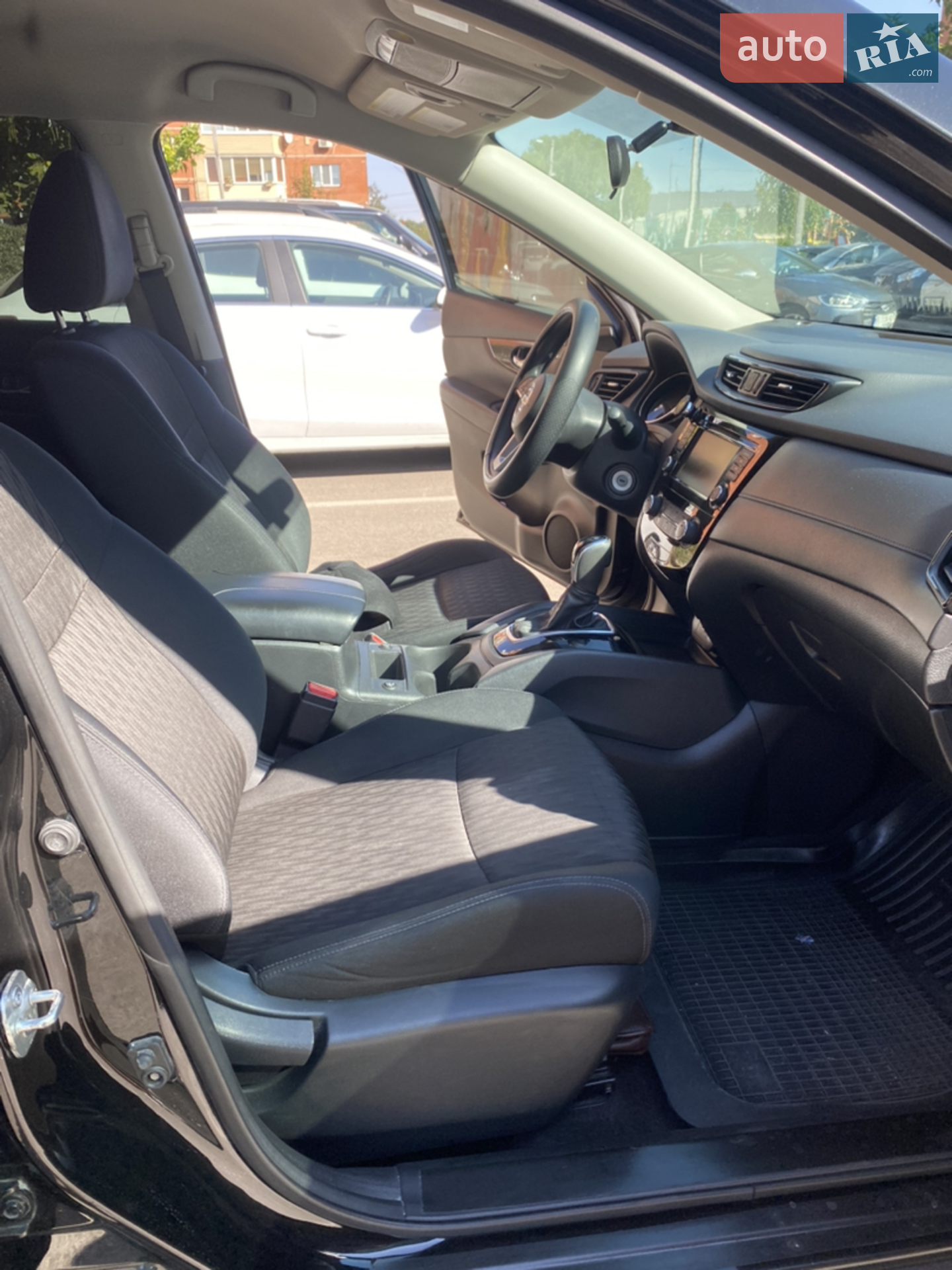 2018 Nissan Rogue - мініатюра 18