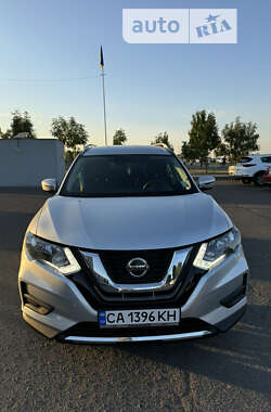 Позашляховик / Кросовер Nissan Rogue 2020 в Черкасах