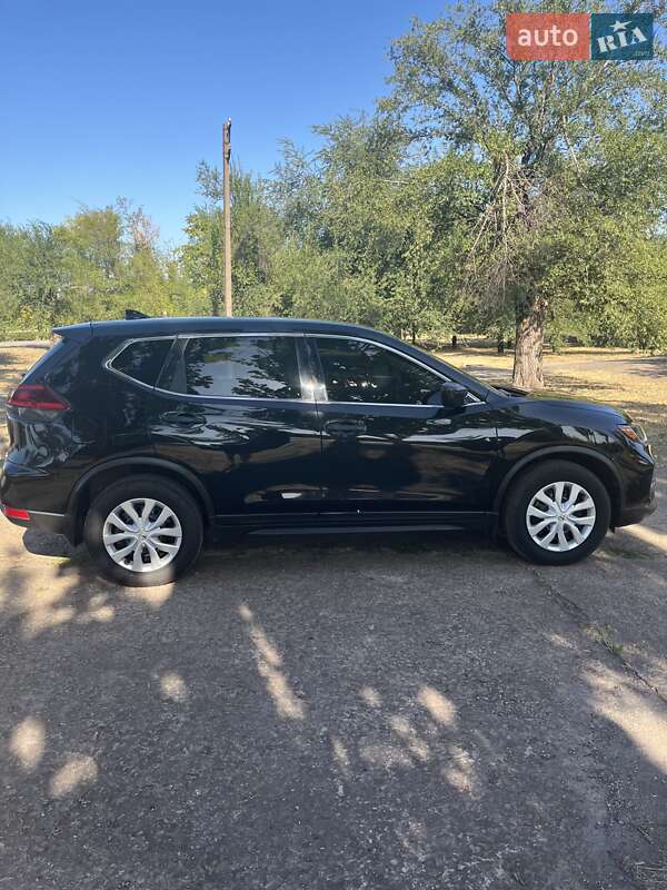 Позашляховик / Кросовер Nissan Rogue 2016 в Кривому Розі фото 6 Позашляховик / Кросовер Nissan Rogue 2016 в Кривому Розі