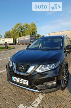 Позашляховик / Кросовер Nissan Rogue 2019 в Києві