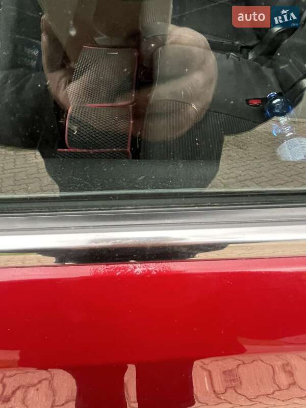 Внедорожник / Кроссовер Nissan Rogue 2016 в Дубно фото 7 Внедорожник / Кроссовер Nissan Rogue 2016 в Дубно