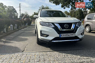 Nissan Rogue 2020