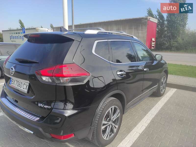 Внедорожник / Кроссовер Nissan Rogue 2018 в Каменец-Подольском