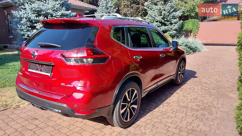 Внедорожник / Кроссовер Nissan Rogue 2018 в Киеве