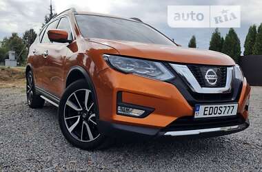 Позашляховик / Кросовер Nissan Rogue 2018 в Сумах