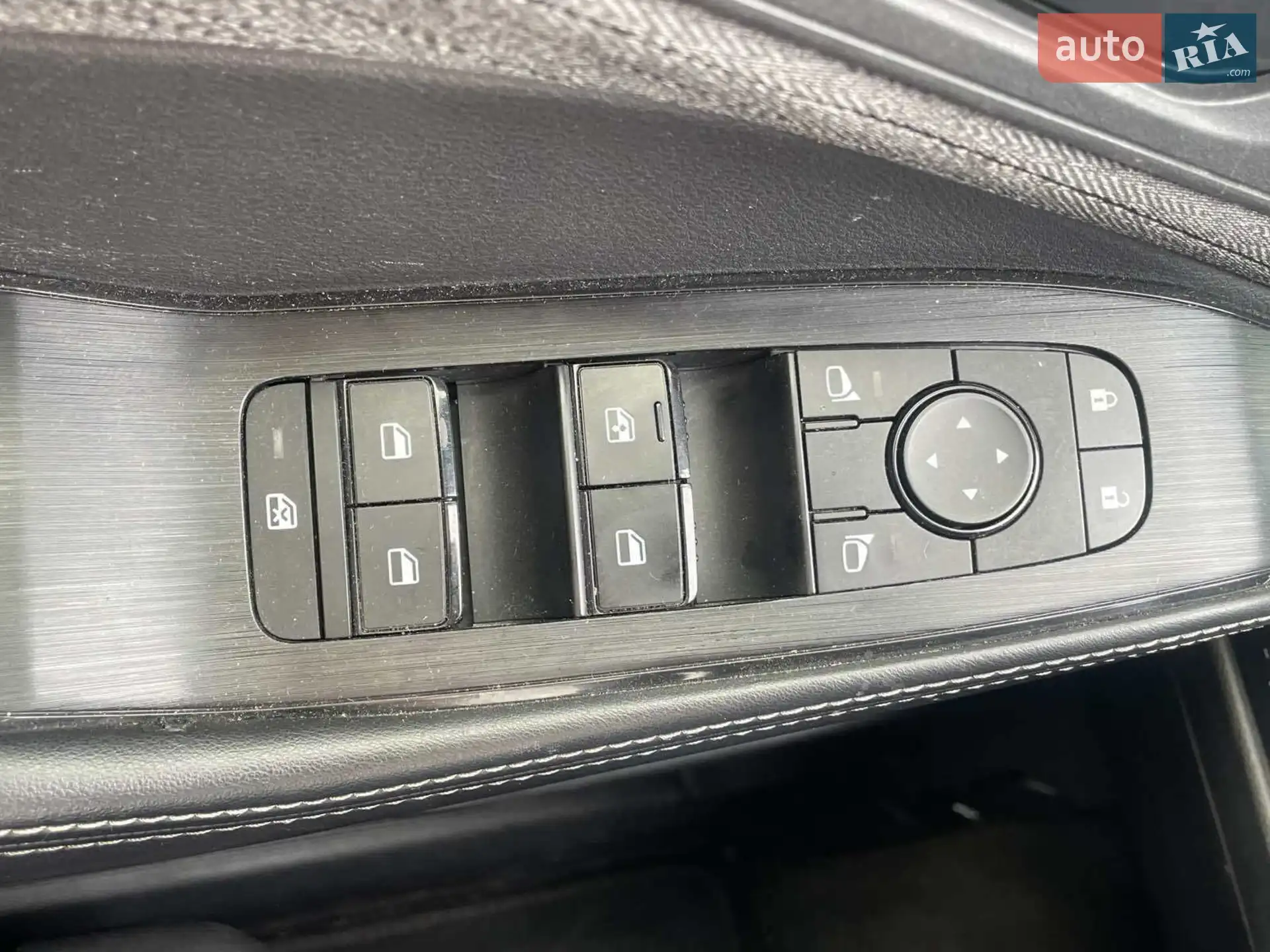2020 Nissan Rogue - мініатюра 21