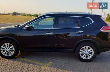 Внедорожник / Кроссовер Nissan Rogue 2015 в Полтаве