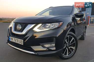 Внедорожник / Кроссовер Nissan Rogue 2019 в Киеве