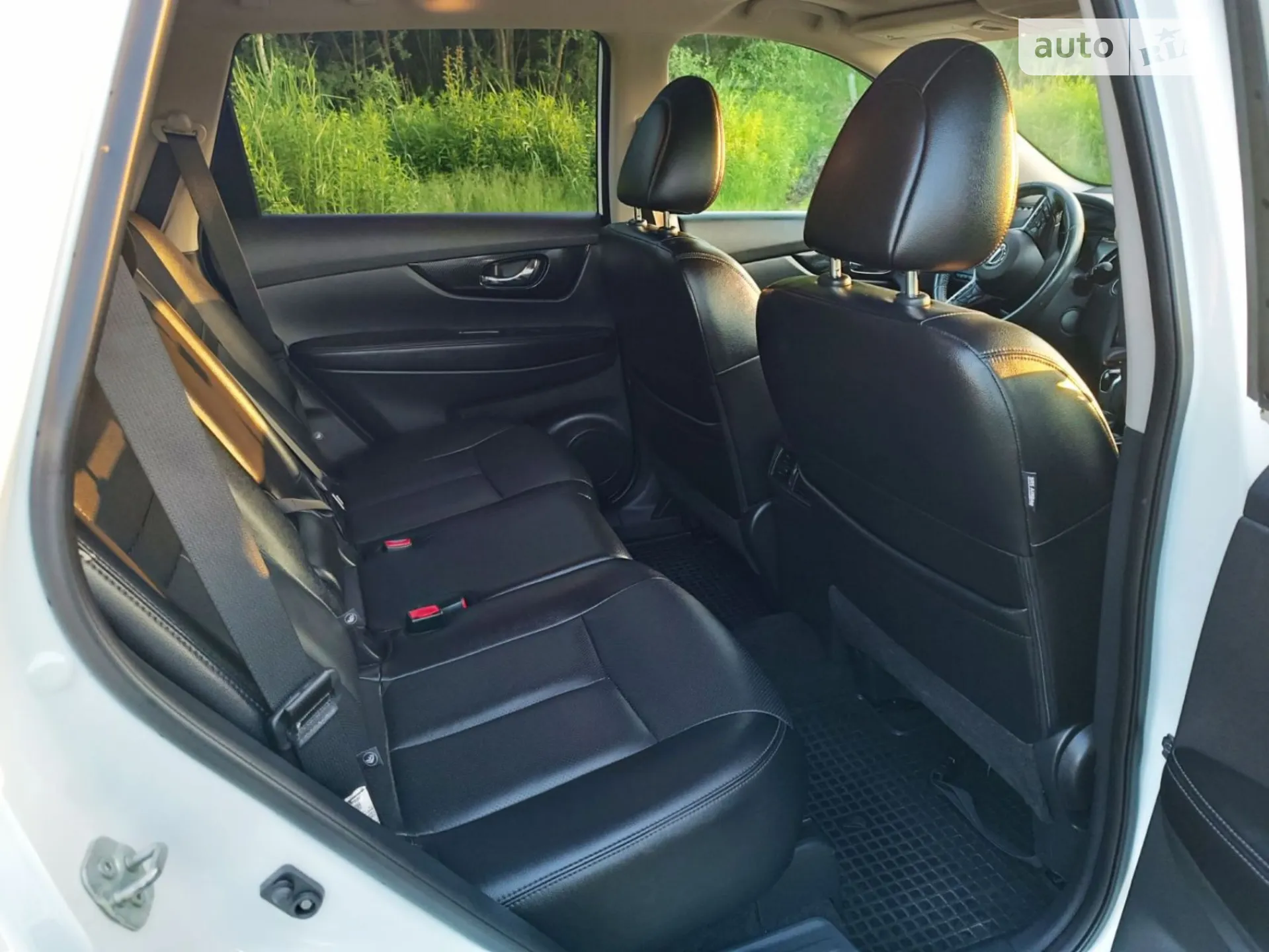 2017 Nissan Rogue - мініатюра 5