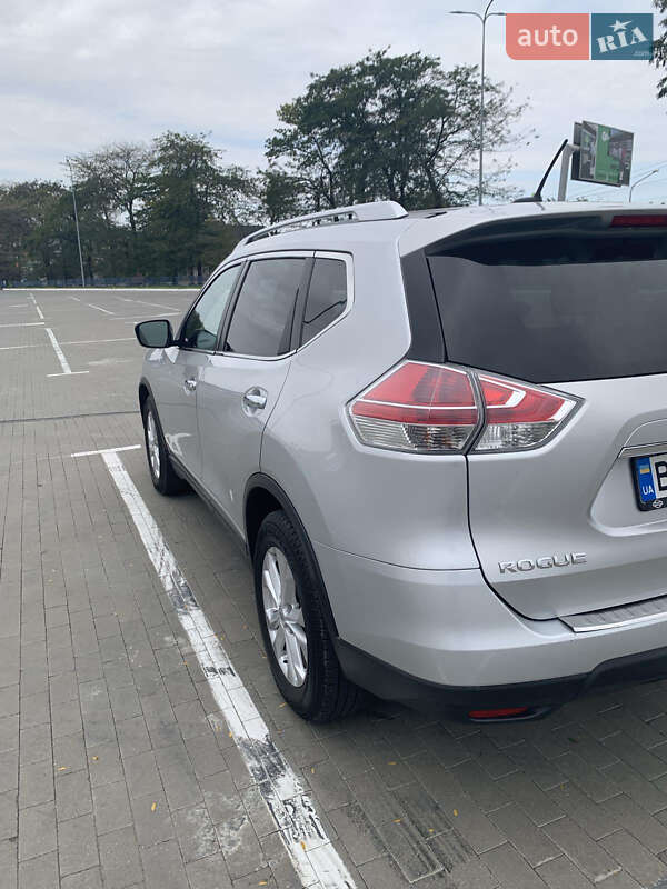 Позашляховик / Кросовер Nissan Rogue 2015 в Одесі