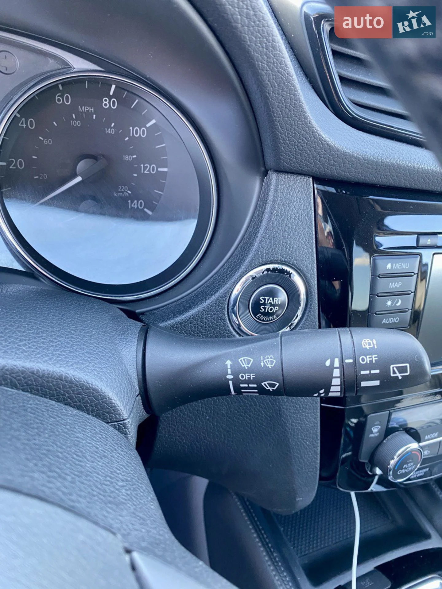 2018 Nissan Rogue - мініатюра 17