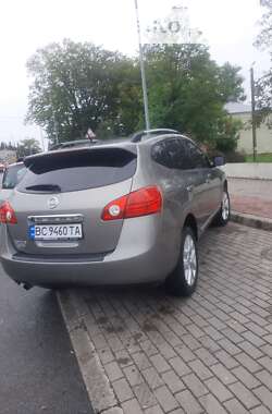 Внедорожник / Кроссовер Nissan Rogue 2014 в 