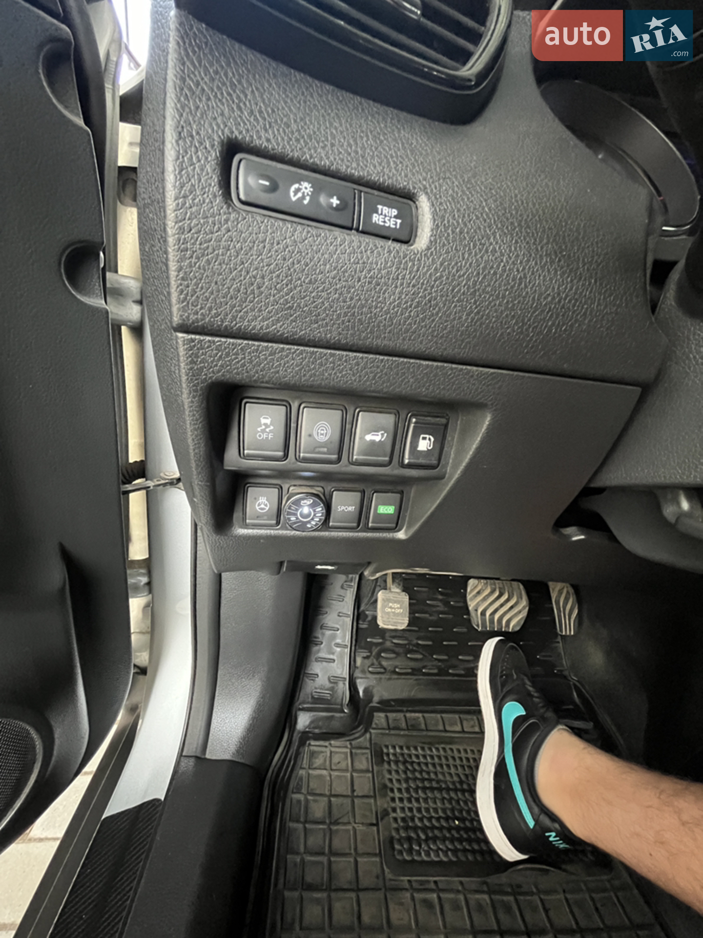 2018 Nissan Rogue - мініатюра 21