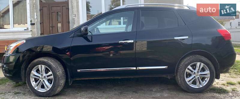 Внедорожник / Кроссовер Nissan Rogue 2012 в Ивано-Франковске