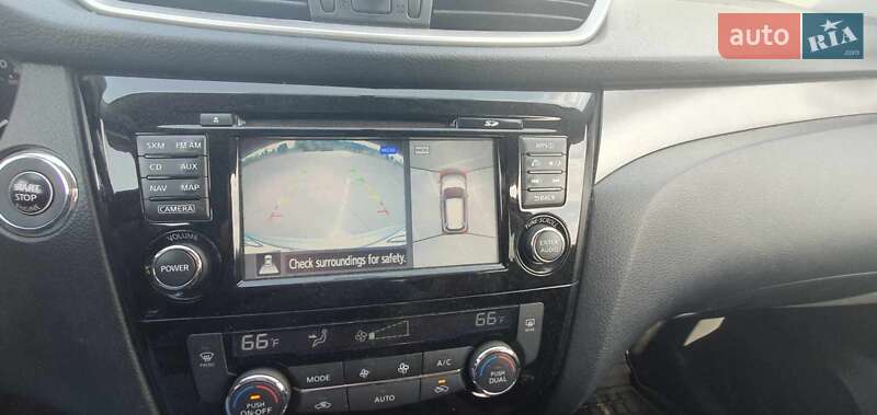 Внедорожник / Кроссовер Nissan Rogue 2015 в Полтаве