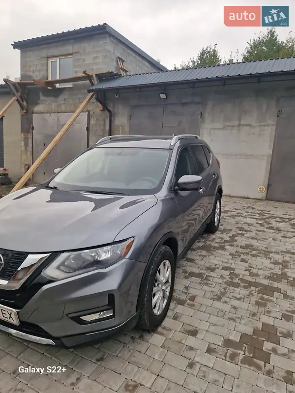 Nissan Rogue