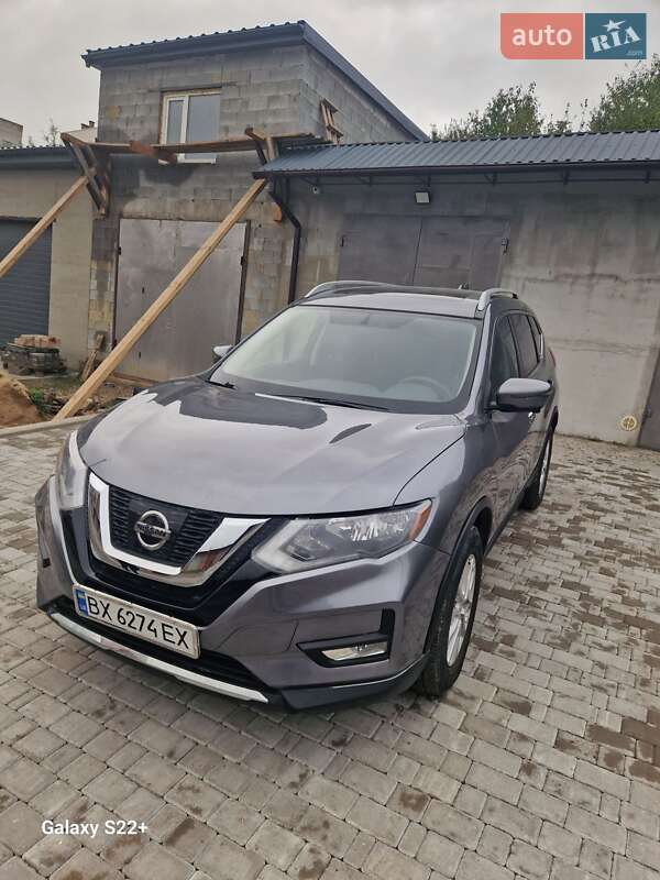 Позашляховик / Кросовер Nissan Rogue 2018 в Хмельницькому