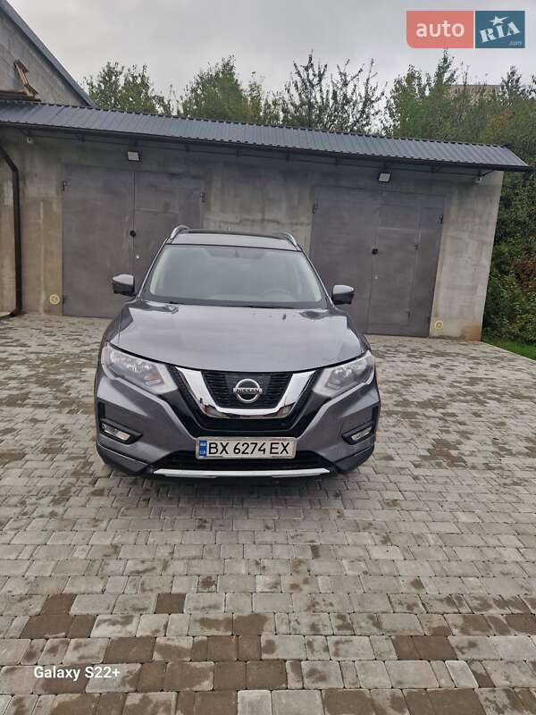Позашляховик / Кросовер Nissan Rogue 2018 в Хмельницькому