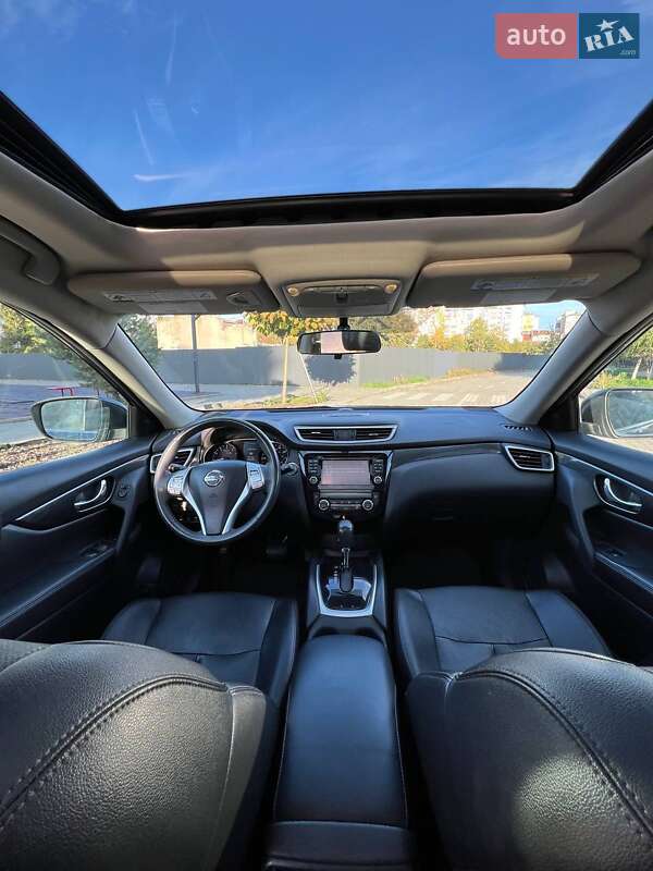Позашляховик / Кросовер Nissan Rogue 2016 в Івано-Франківську