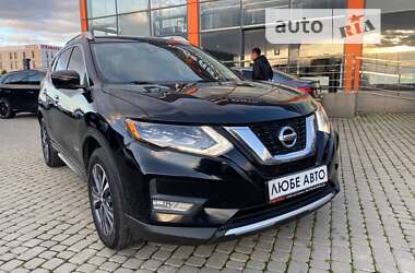 Позашляховик / Кросовер Nissan Rogue 2017 в Львові