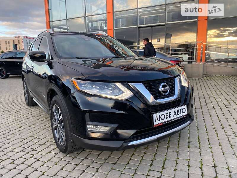 Nissan Rogue 