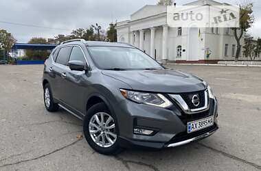 Позашляховик / Кросовер Nissan Rogue 2017 в Балаклії