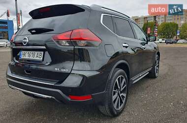 Внедорожник / Кроссовер Nissan Rogue 2019 в Киеве