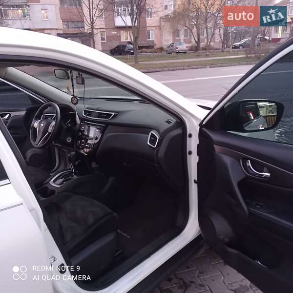 Позашляховик / Кросовер Nissan Rogue 2014 в Хмельницькому