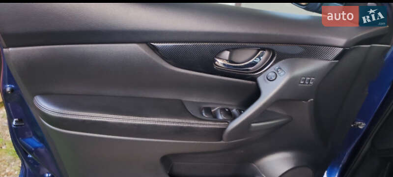 Позашляховик / Кросовер Nissan Rogue 2017 в Коломиї