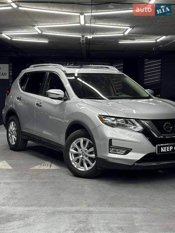 Позашляховик / Кросовер Nissan Rogue 2017 в Одесі