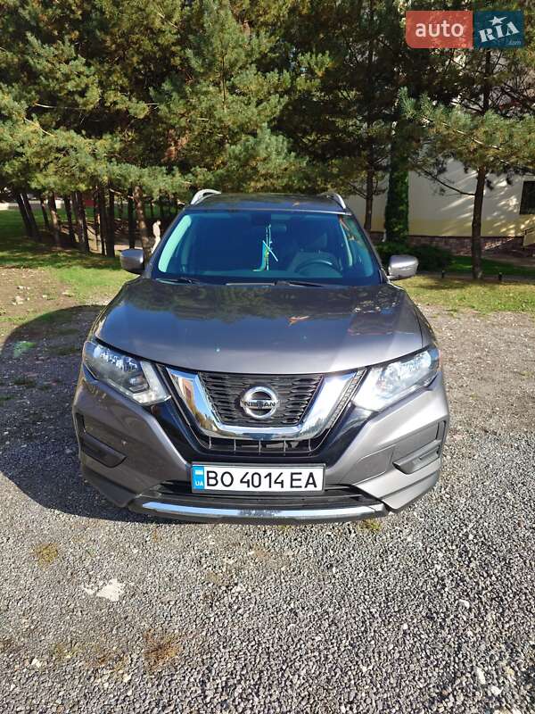 Внедорожник / Кроссовер Nissan Rogue 2016 в Тернополе фото 2 Внедорожник / Кроссовер Nissan Rogue 2016 в Тернополе