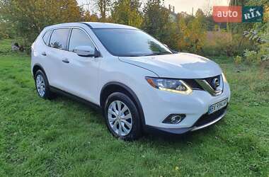 Позашляховик / Кросовер Nissan Rogue 2016 в Рівному