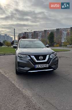 Внедорожник / Кроссовер Nissan Rogue 2019 в Черкассах