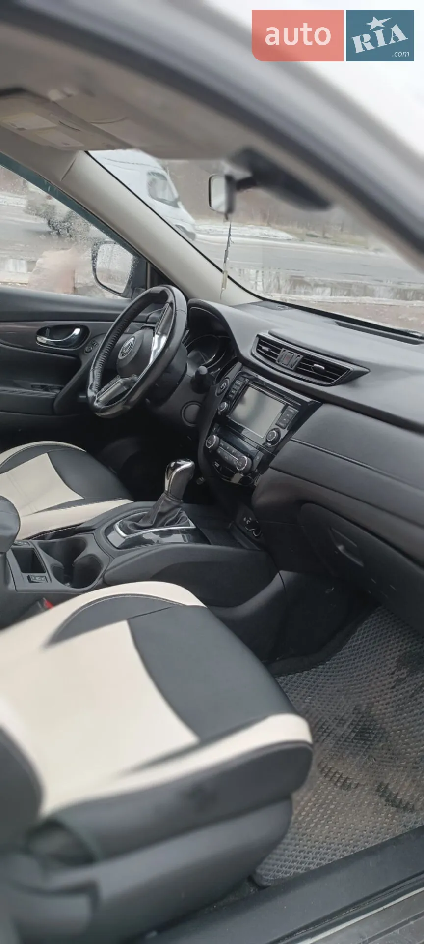 2018 Nissan Rogue - мініатюра 3