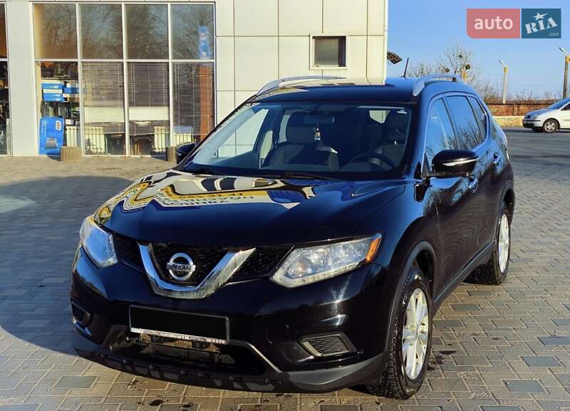 Внедорожник / Кроссовер Nissan Rogue 2015 в 