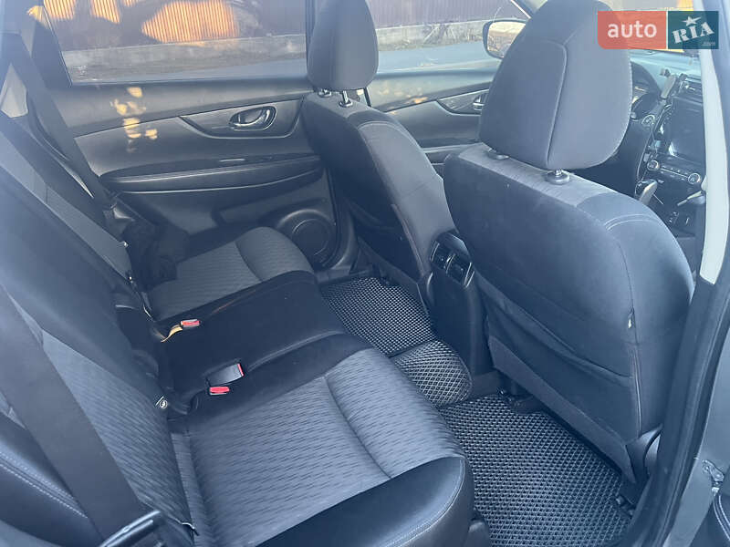 Внедорожник / Кроссовер Nissan Rogue 2017 в Полонном фото 4 Внедорожник / Кроссовер Nissan Rogue 2017 в Полонном