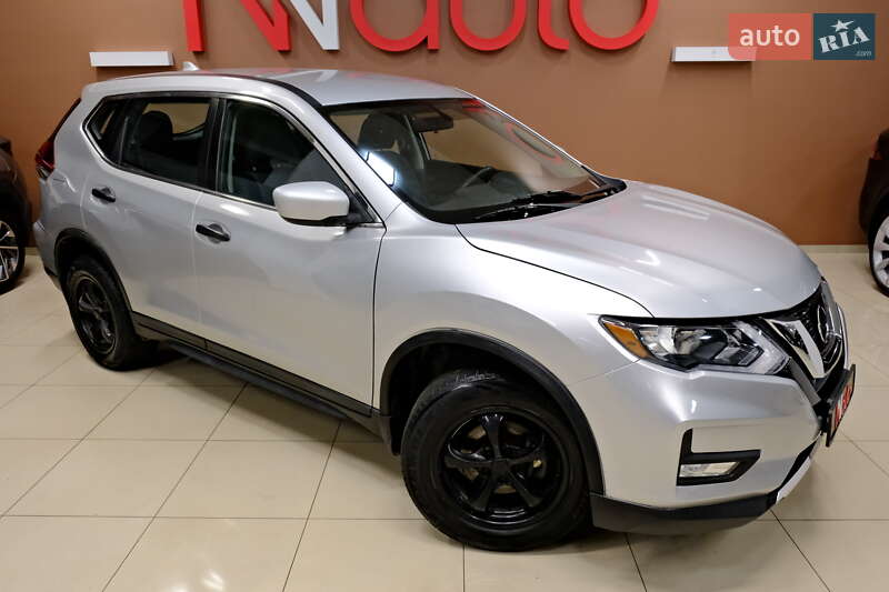 Внедорожник / Кроссовер Nissan Rogue 2017 в Одессе