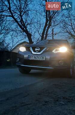 Позашляховик / Кросовер Nissan Rogue 2014 в Полтаві