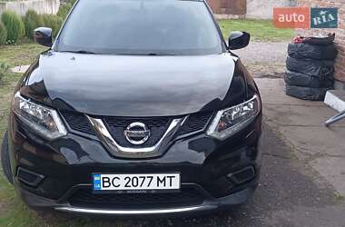 Позашляховик / Кросовер Nissan Rogue 2016 в Львові