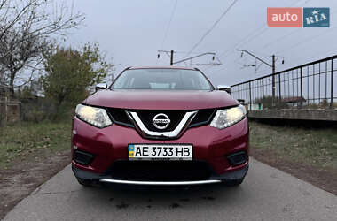 Позашляховик / Кросовер Nissan Rogue 2016 в Кам'янці