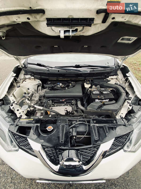 Позашляховик / Кросовер Nissan Rogue 2015 в Вараші фото 12 Позашляховик / Кросовер Nissan Rogue 2015 в Вараші