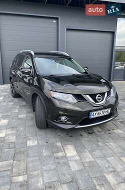 Позашляховик / Кросовер Nissan Rogue 2015 в Високому