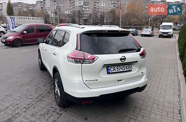 Позашляховик / Кросовер Nissan Rogue 2015 в Черкасах