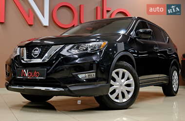Внедорожник / Кроссовер Nissan Rogue 2019 в 